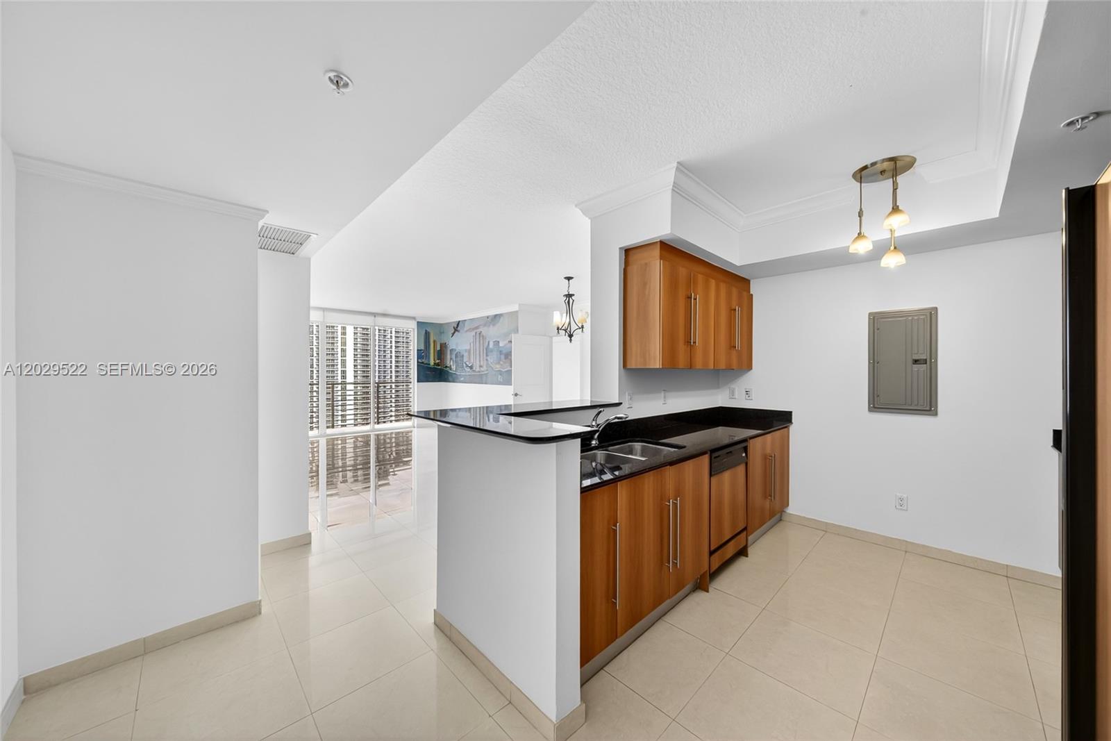 325 S Biscayne Blvd #2219, Miami FL 33131