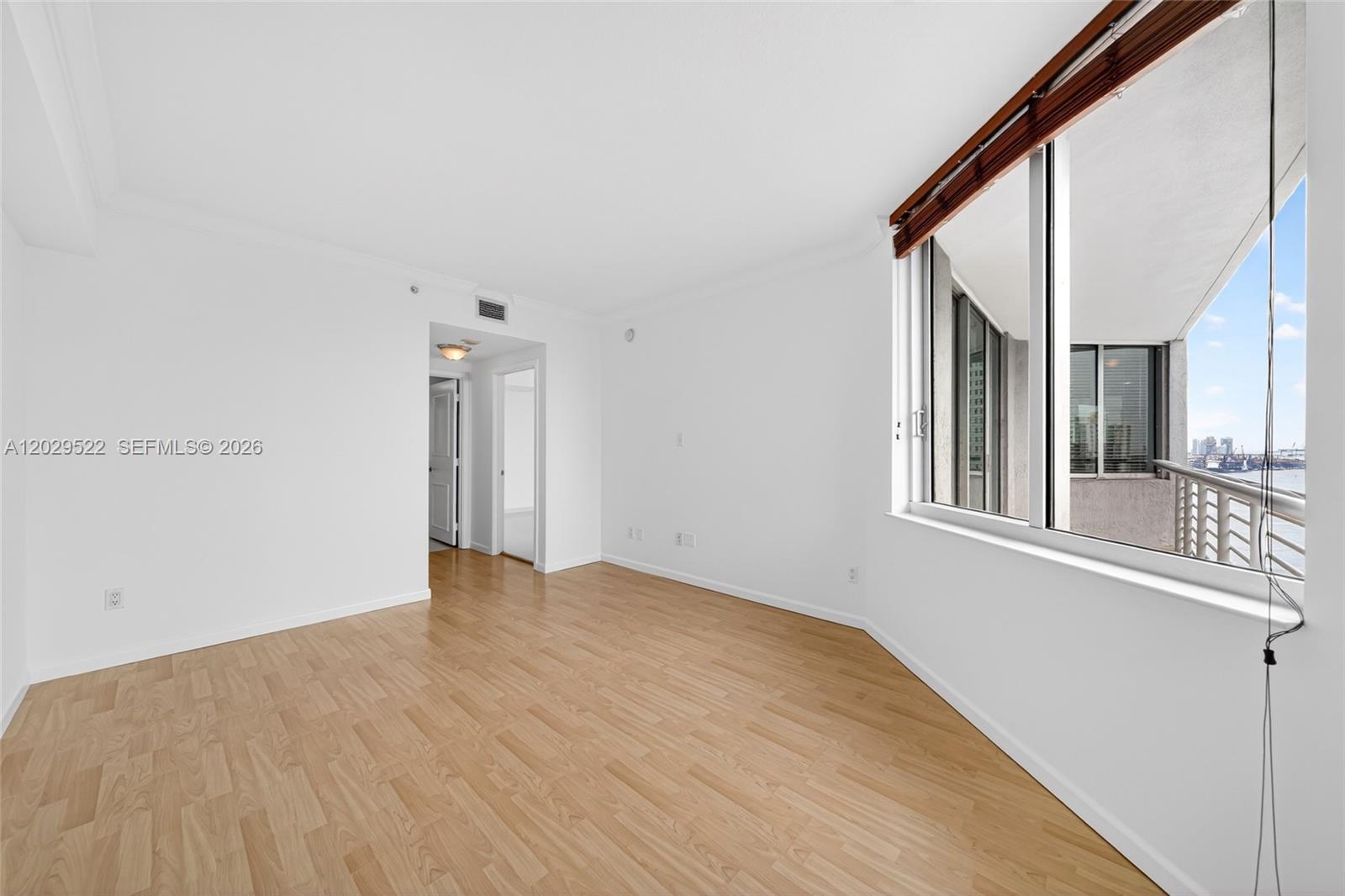 325 S Biscayne Blvd #2219, Miami FL 33131