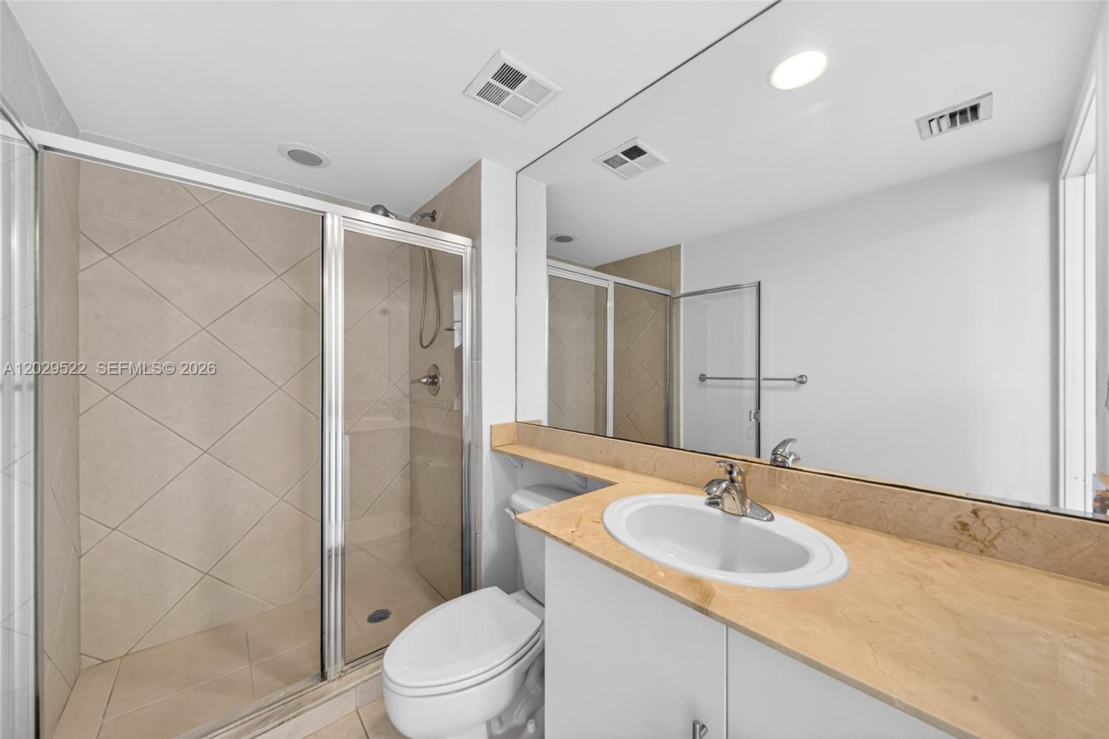 325 S Biscayne Blvd #2219, Miami FL 33131