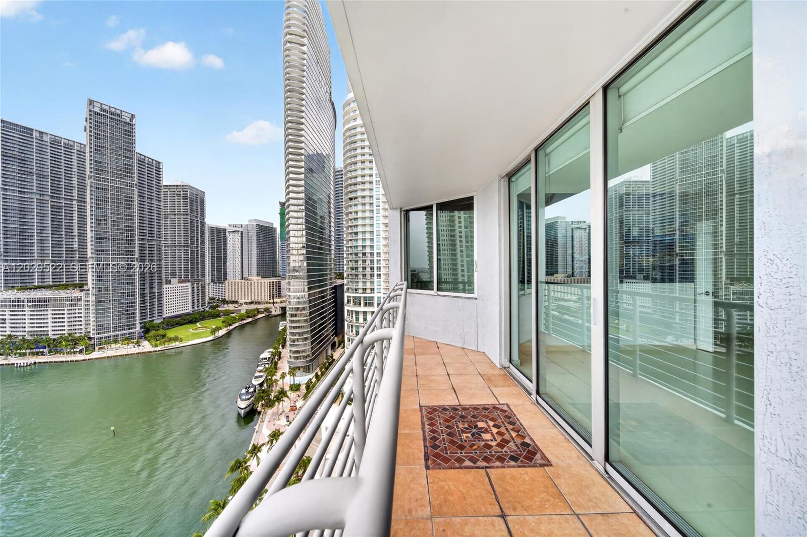 325 S Biscayne Blvd #2219, Miami FL 33131