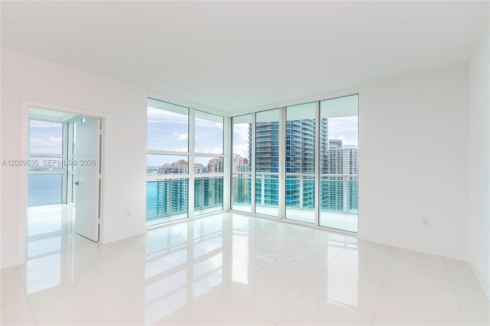 951 Brickell Ave #3210, Miami FL 33131