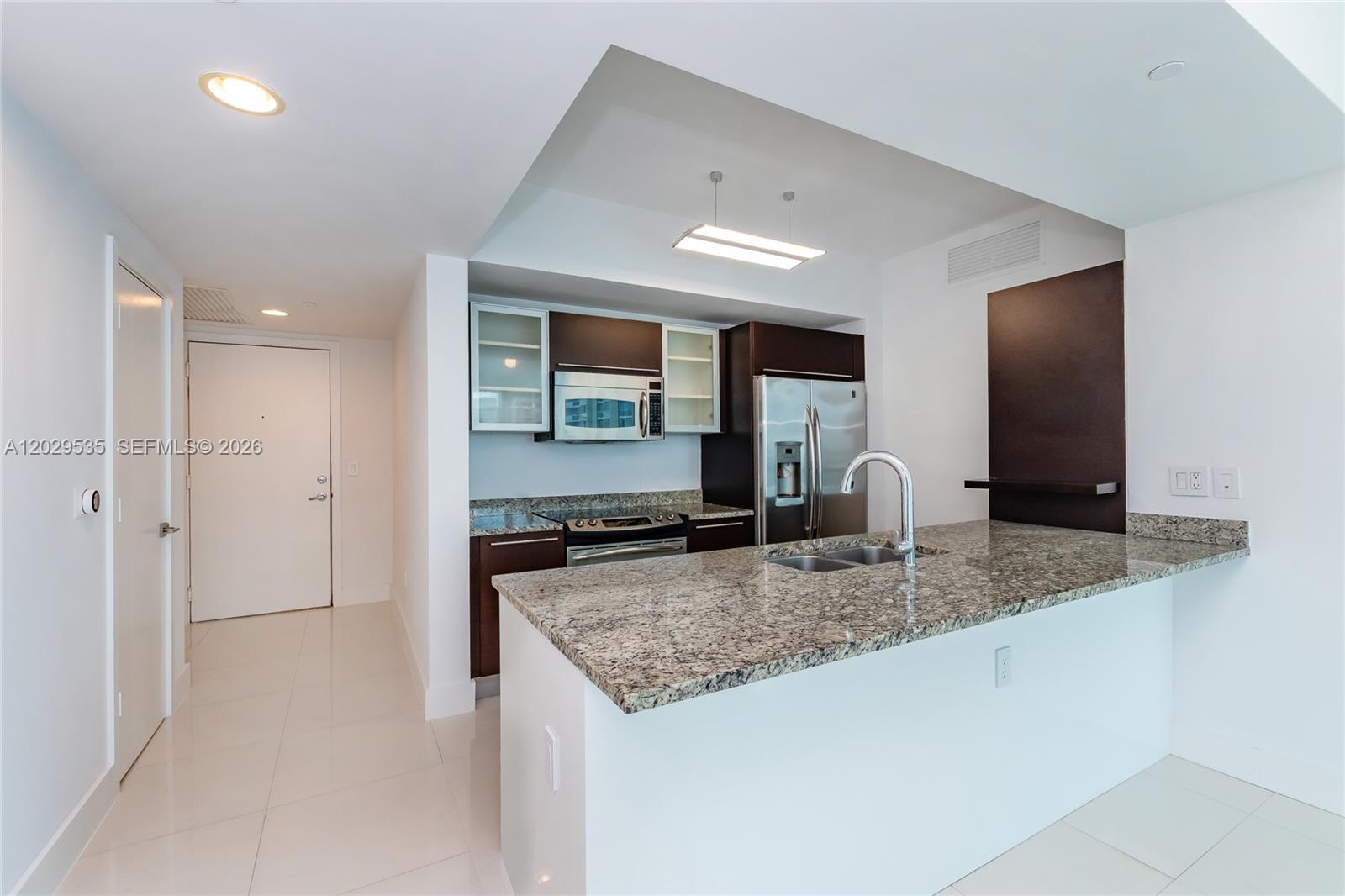 951 Brickell Ave #3210, Miami FL 33131