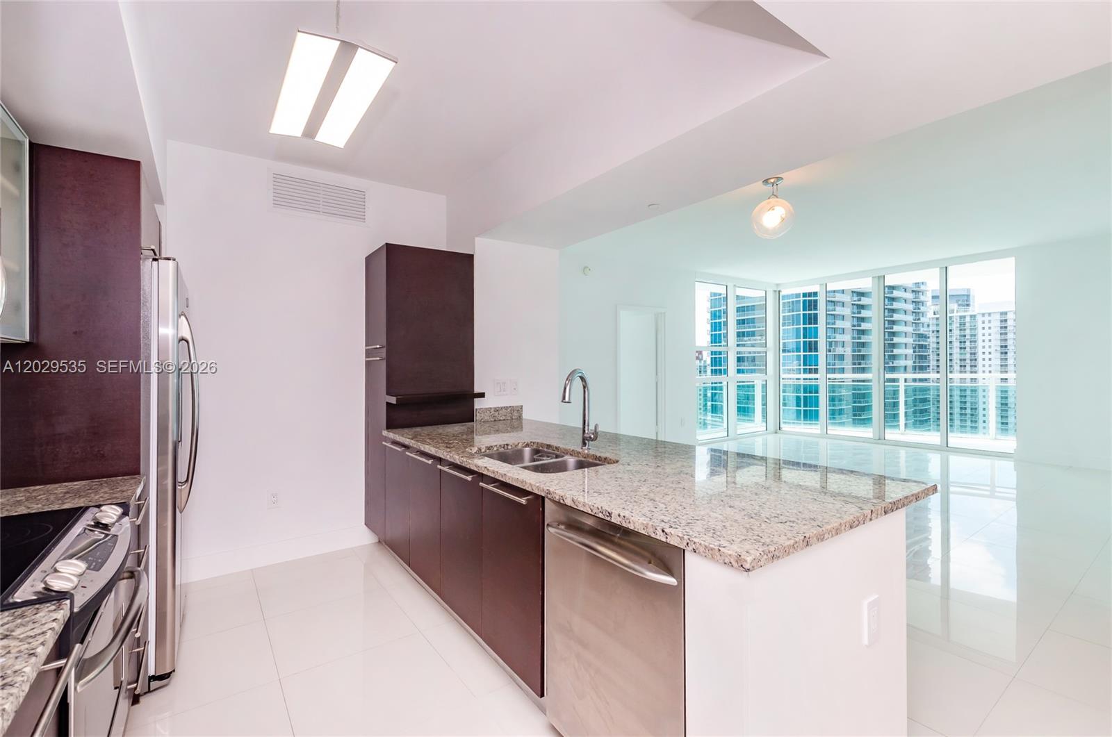 951 Brickell Ave #3210, Miami FL 33131