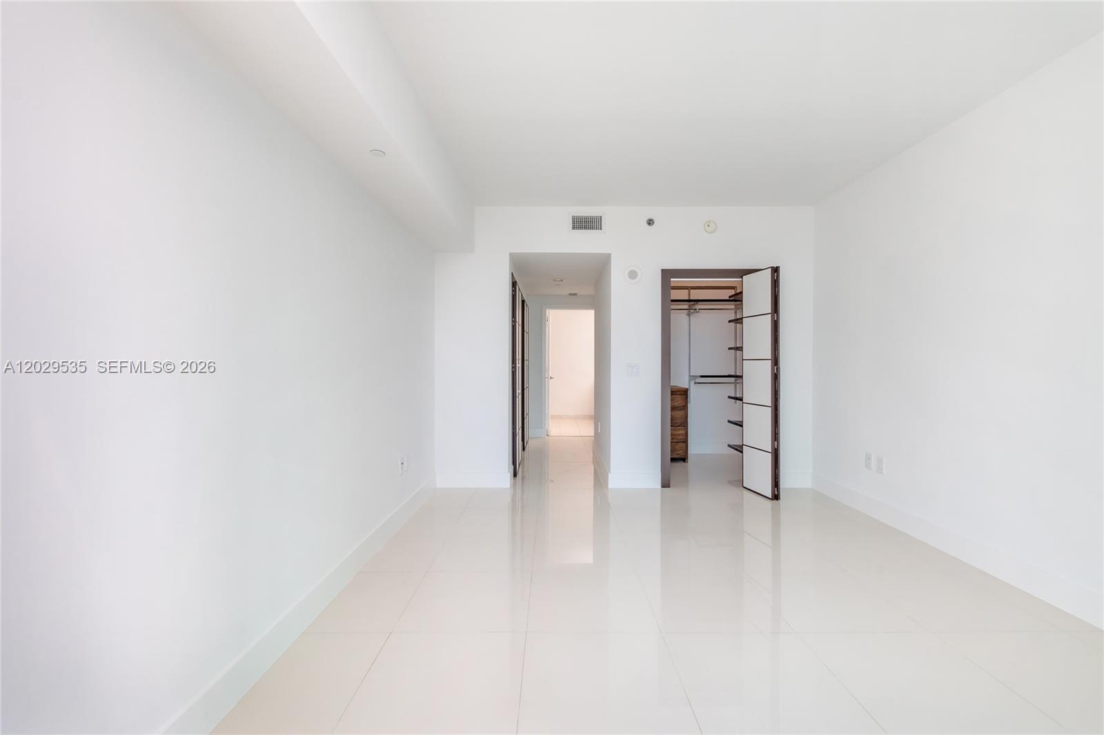 951 Brickell Ave #3210, Miami FL 33131
