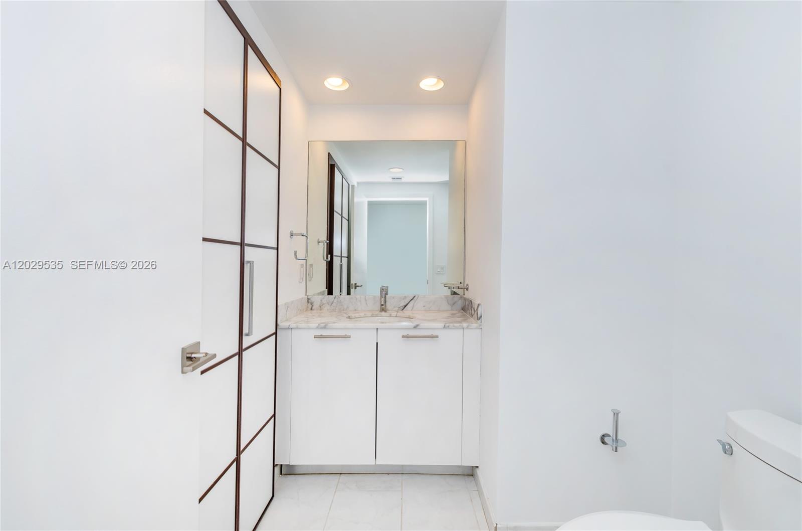 951 Brickell Ave #3210, Miami FL 33131