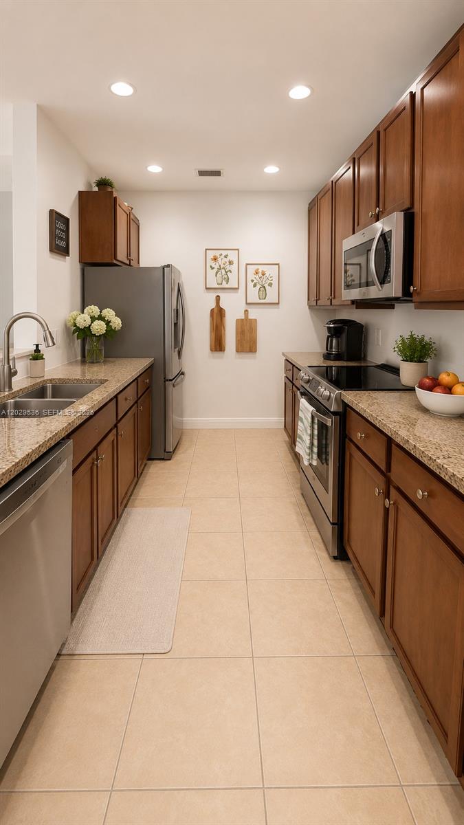 1075 SW 147th Ave #5601, Pembroke Pines FL 33027
