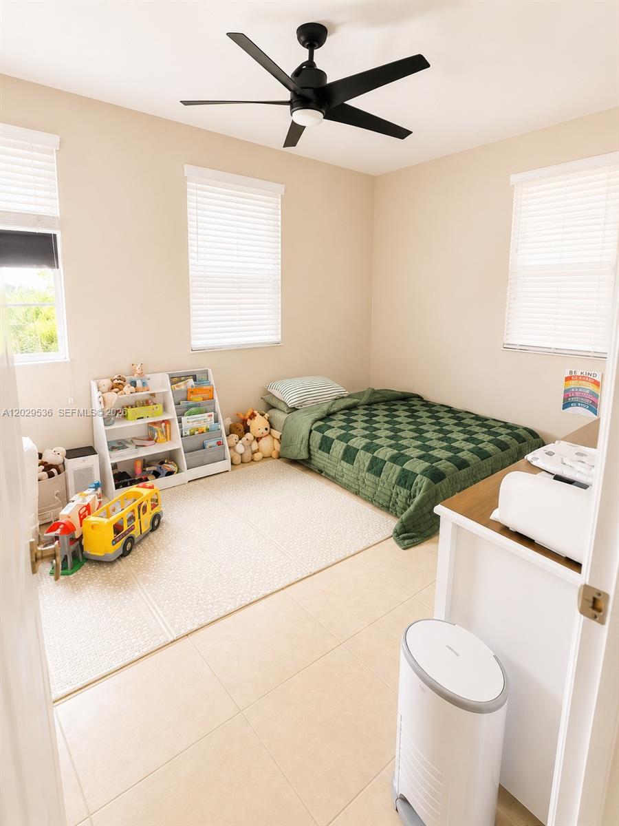 1075 SW 147th Ave #5601, Pembroke Pines FL 33027