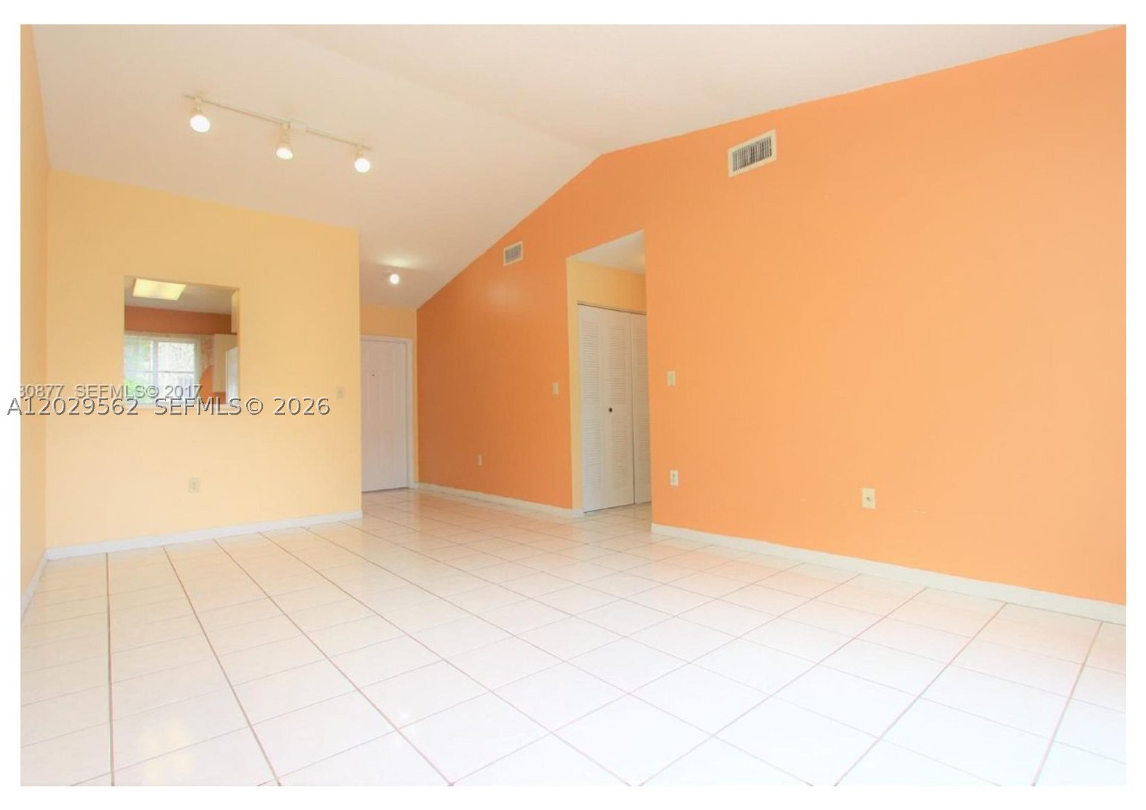 200 NW 114th Ave #22-101, Sweetwater FL 33172