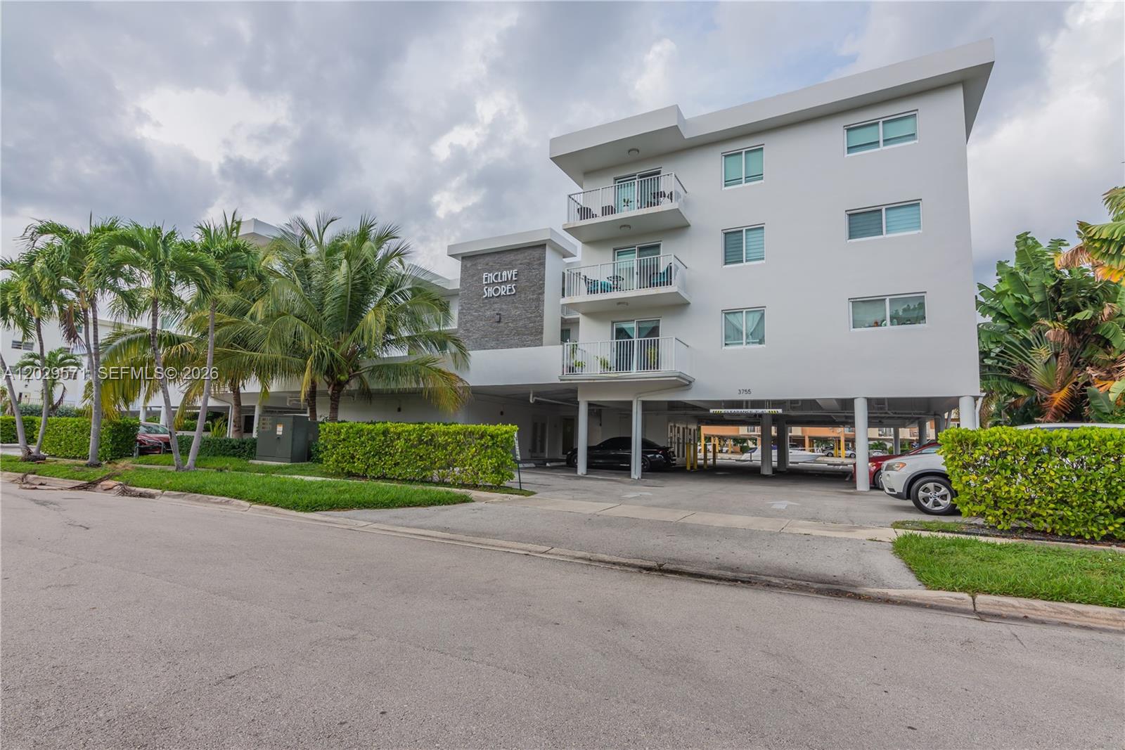 3755 NE 167th St #6, North Miami Beach FL 33160