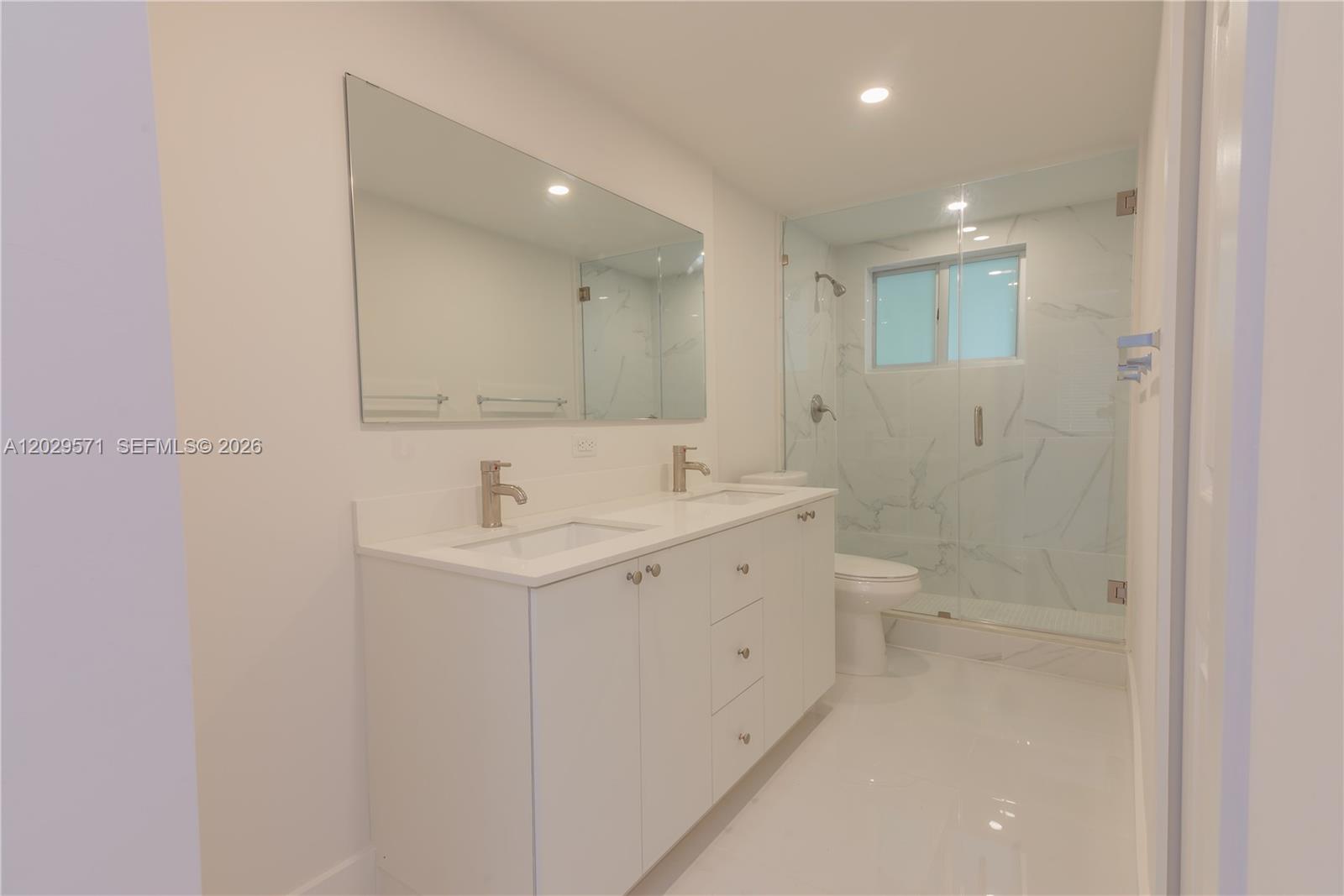 3755 NE 167th St #6, North Miami Beach FL 33160