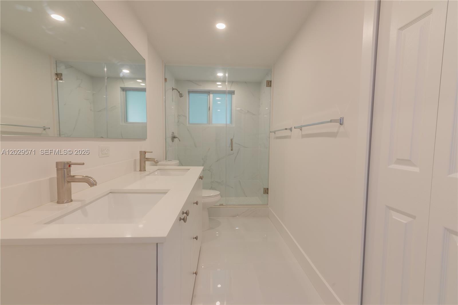3755 NE 167th St #6, North Miami Beach FL 33160