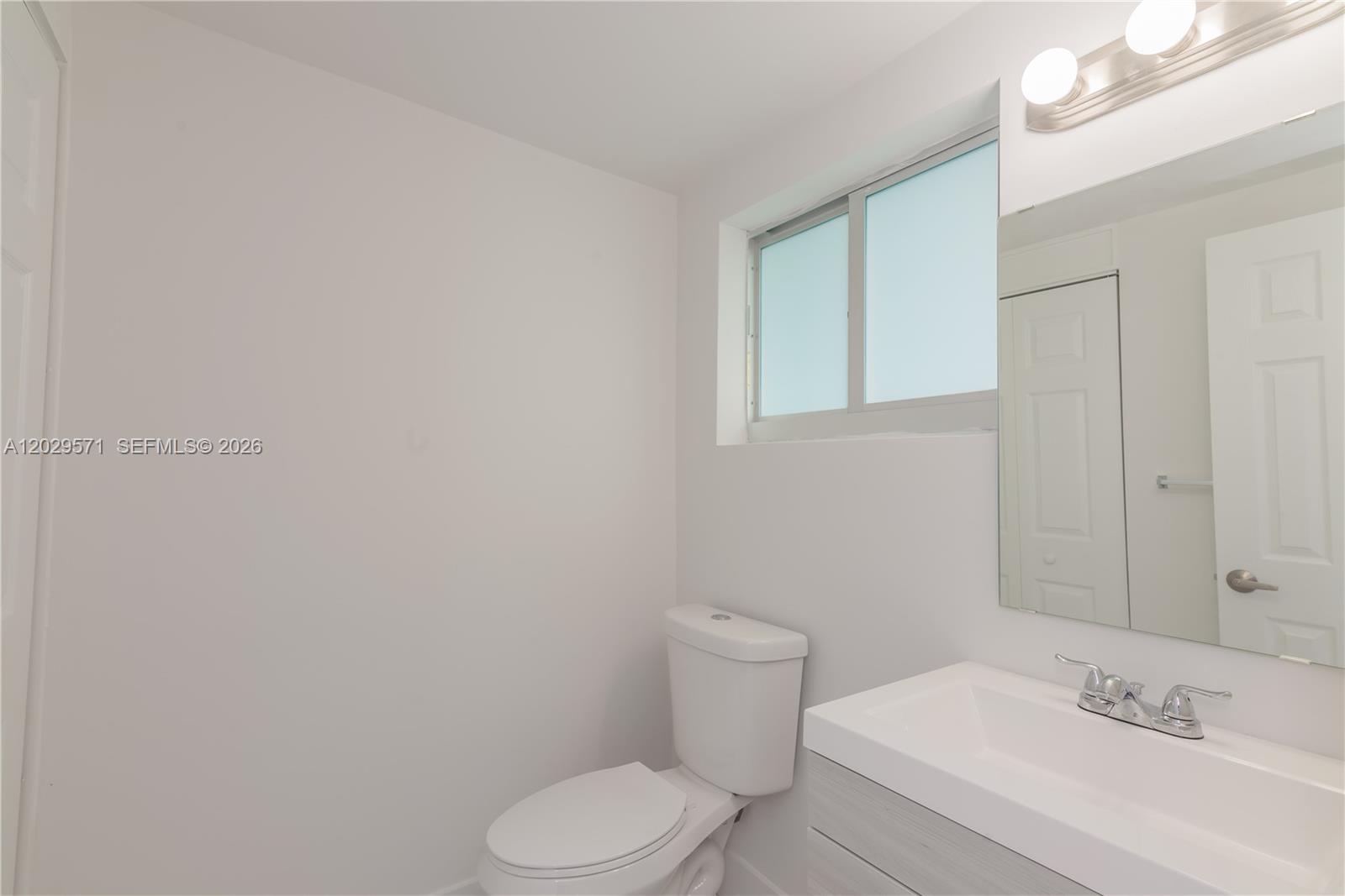 3755 NE 167th St #6, North Miami Beach FL 33160