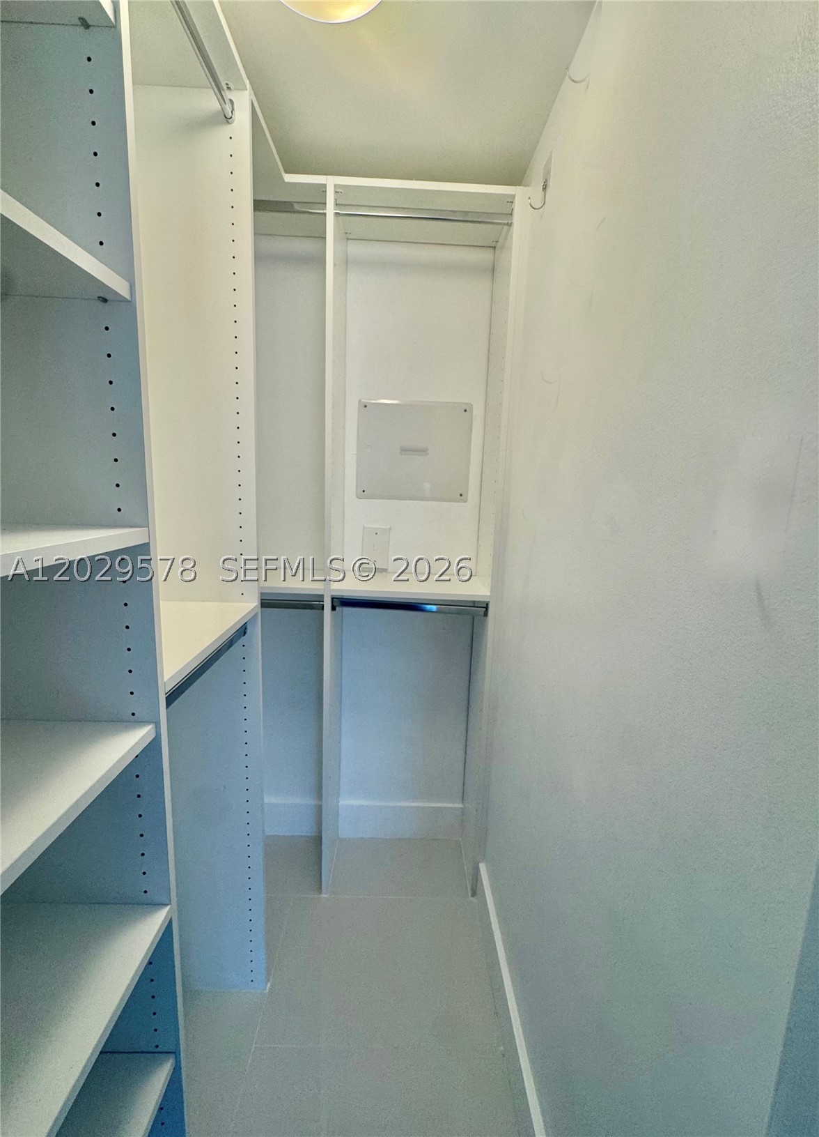 50 Biscayne Blvd #2707, Miami FL 33132