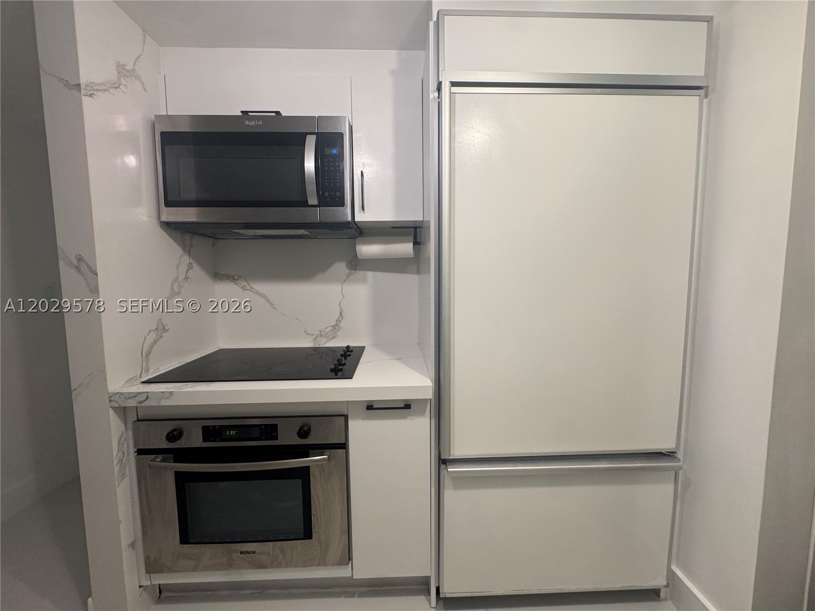 50 Biscayne Blvd #2707, Miami FL 33132