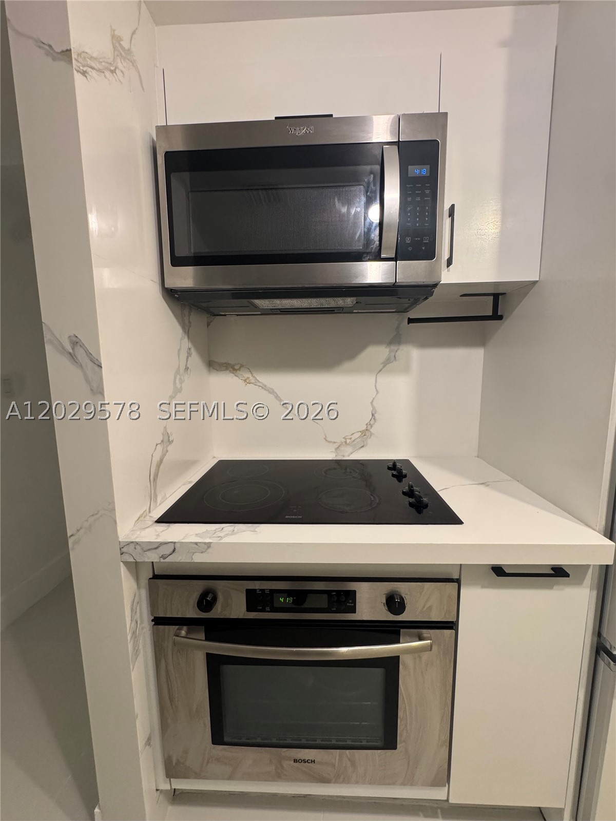 50 Biscayne Blvd #2707, Miami FL 33132