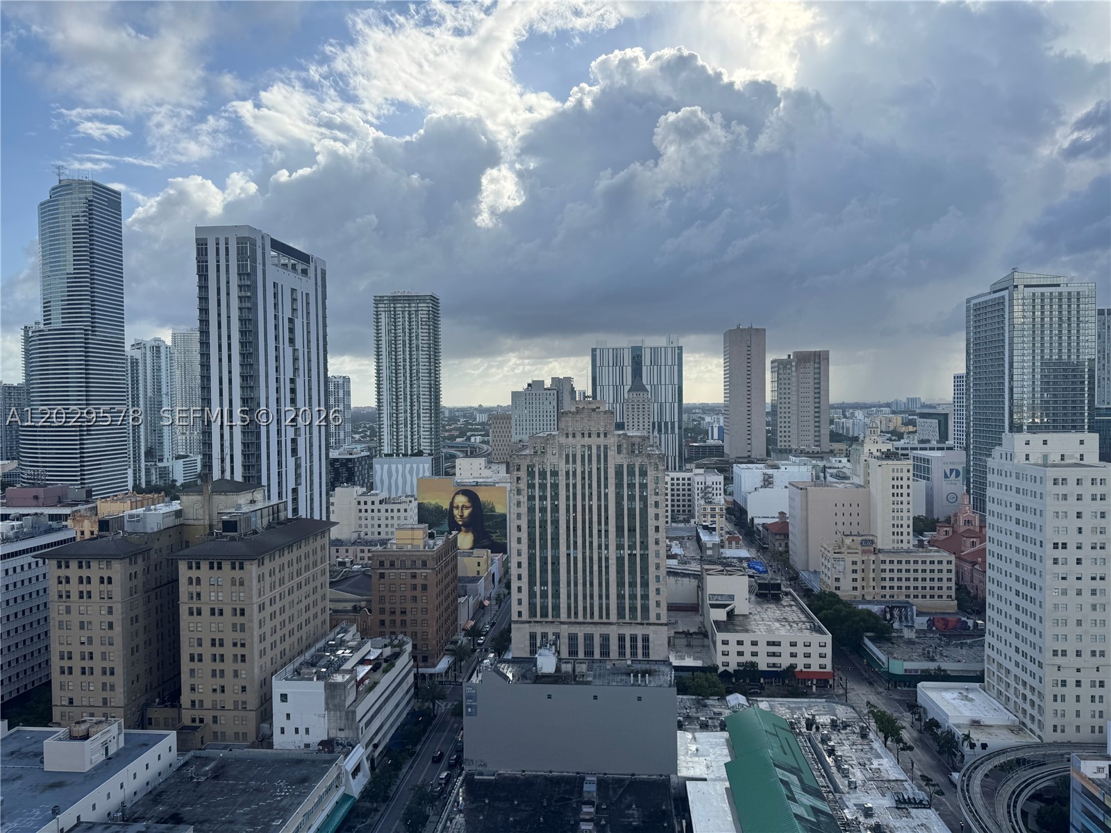 50 Biscayne Blvd #2707, Miami FL 33132
