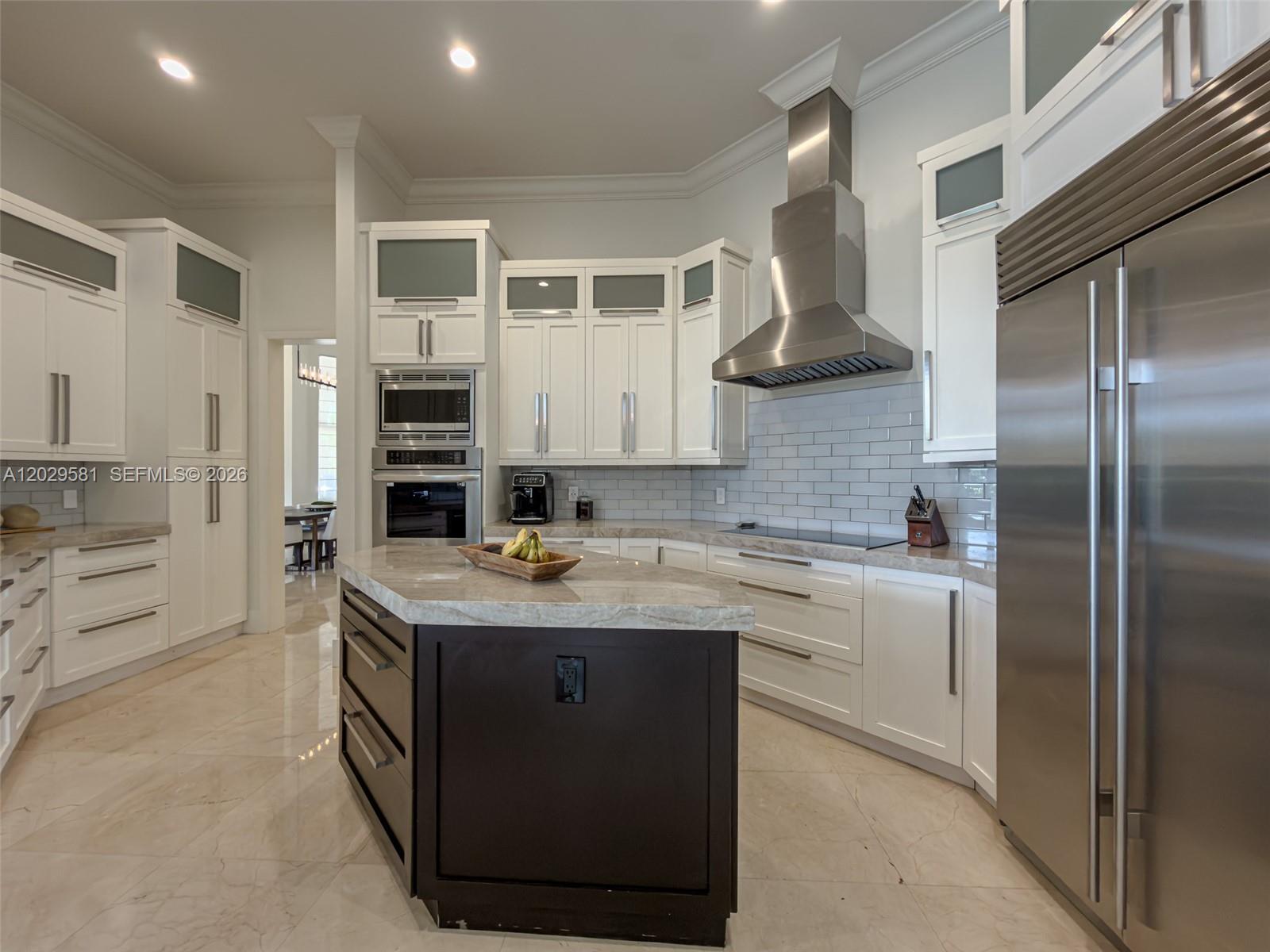 2458 Provence Ct, Weston FL 33327
