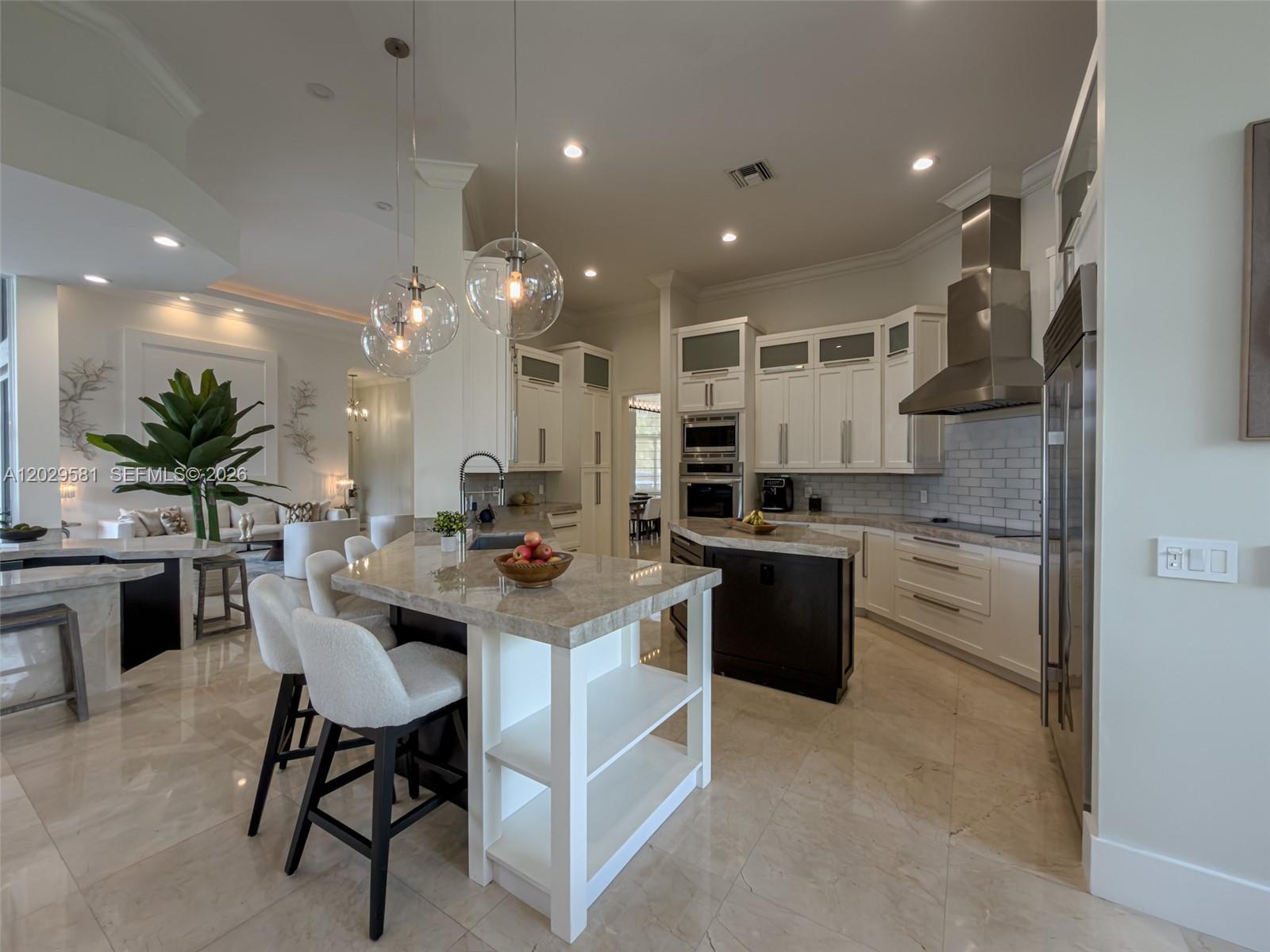 2458 Provence Ct, Weston FL 33327