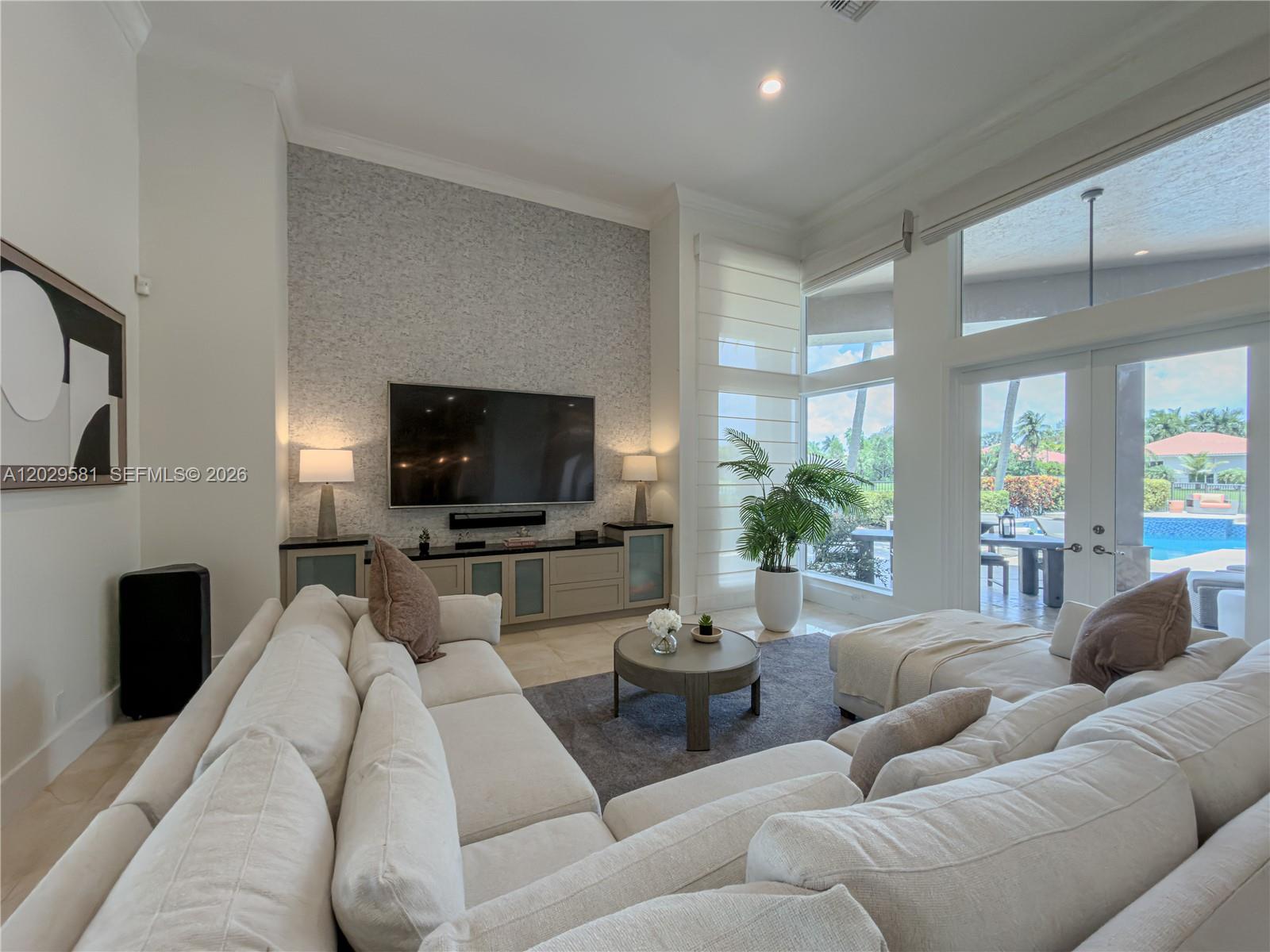 2458 Provence Ct, Weston FL 33327