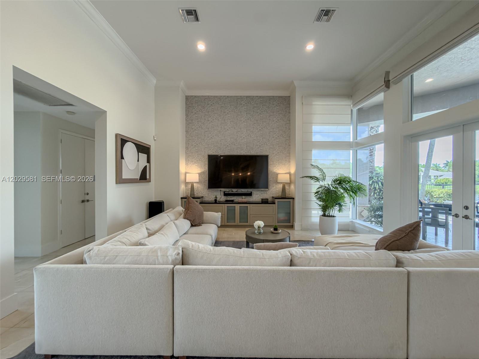 2458 Provence Ct, Weston FL 33327