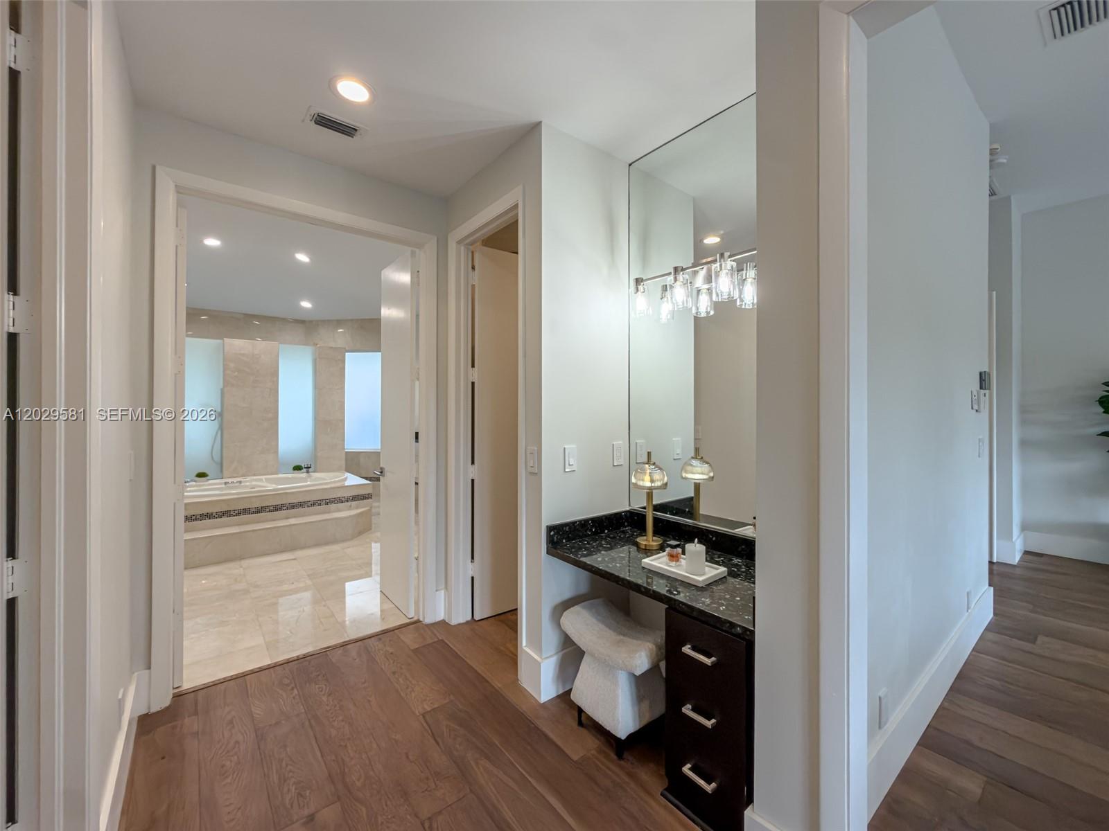2458 Provence Ct, Weston FL 33327
