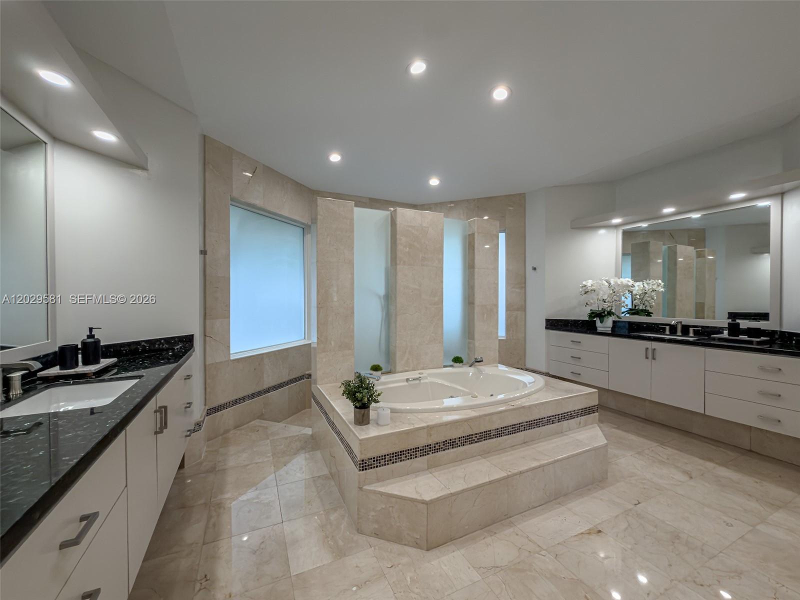 2458 Provence Ct, Weston FL 33327