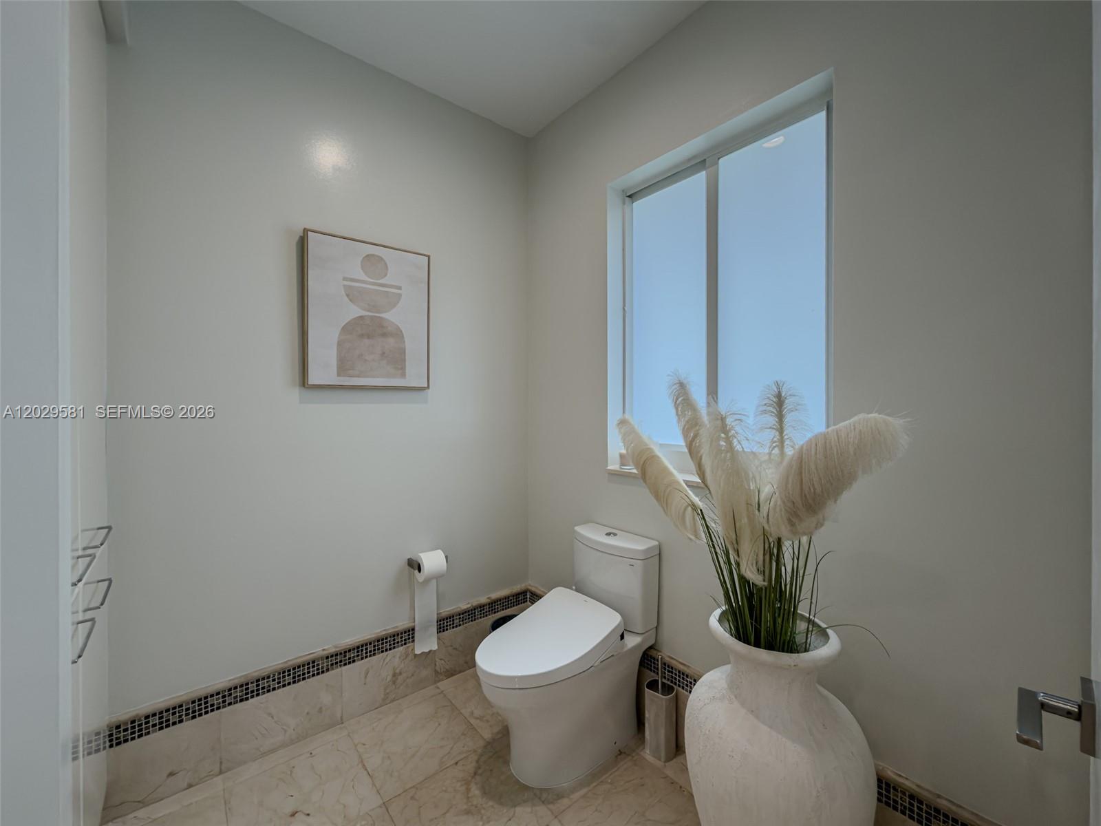 2458 Provence Ct, Weston FL 33327