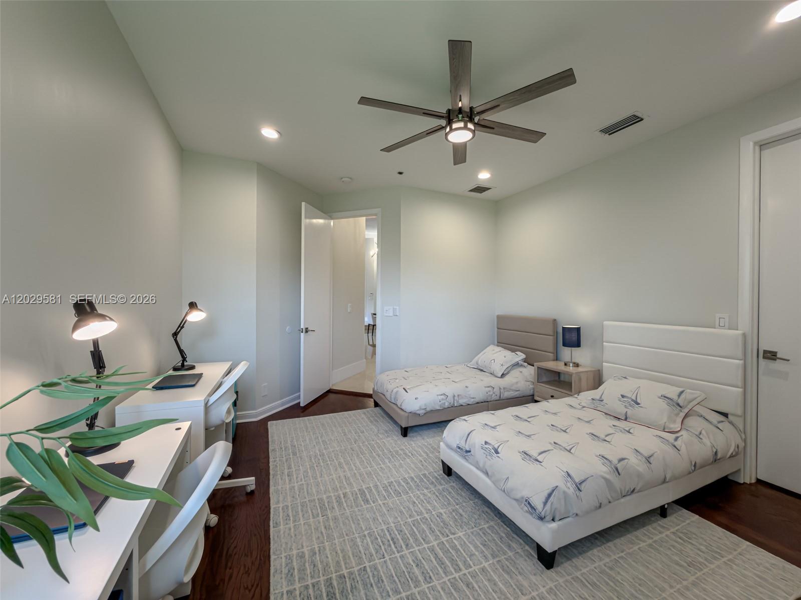 2458 Provence Ct, Weston FL 33327