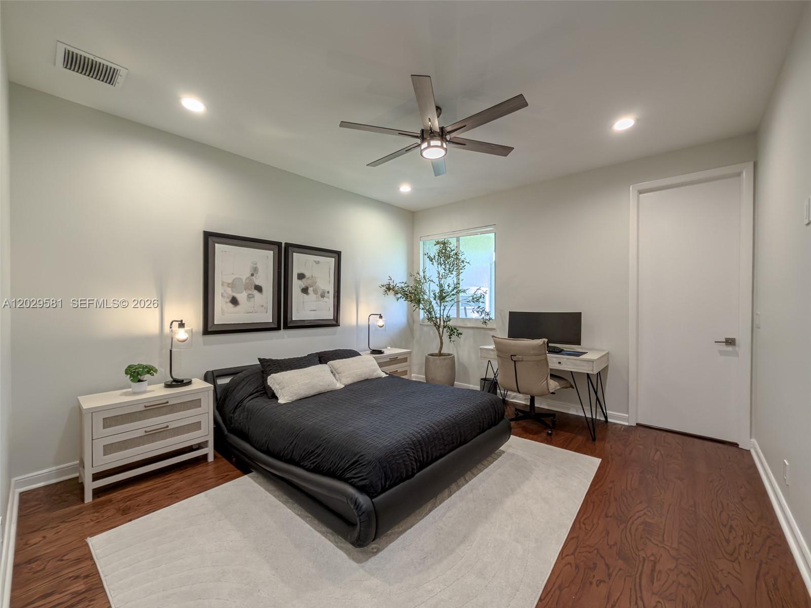 2458 Provence Ct, Weston FL 33327