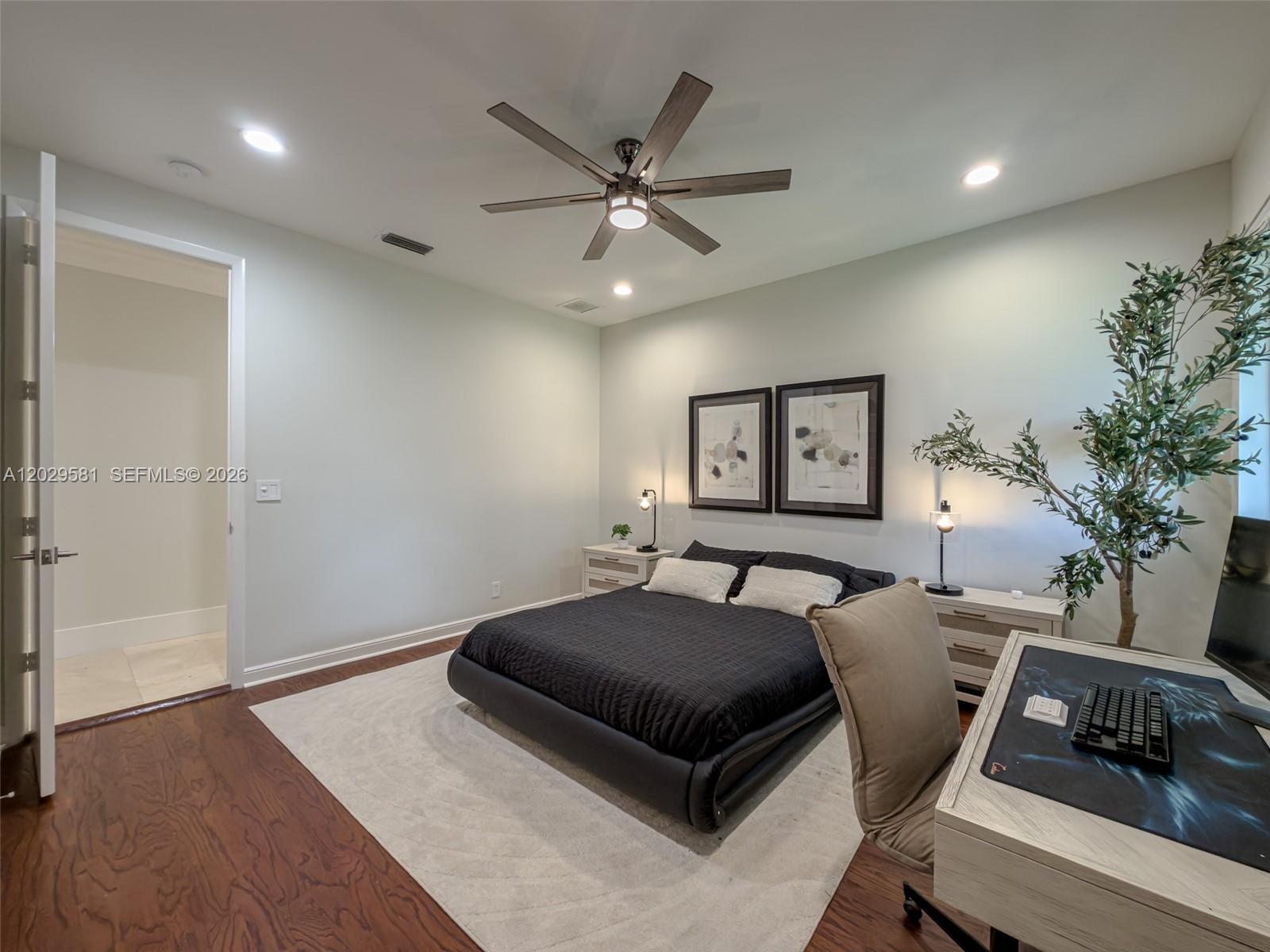 2458 Provence Ct, Weston FL 33327