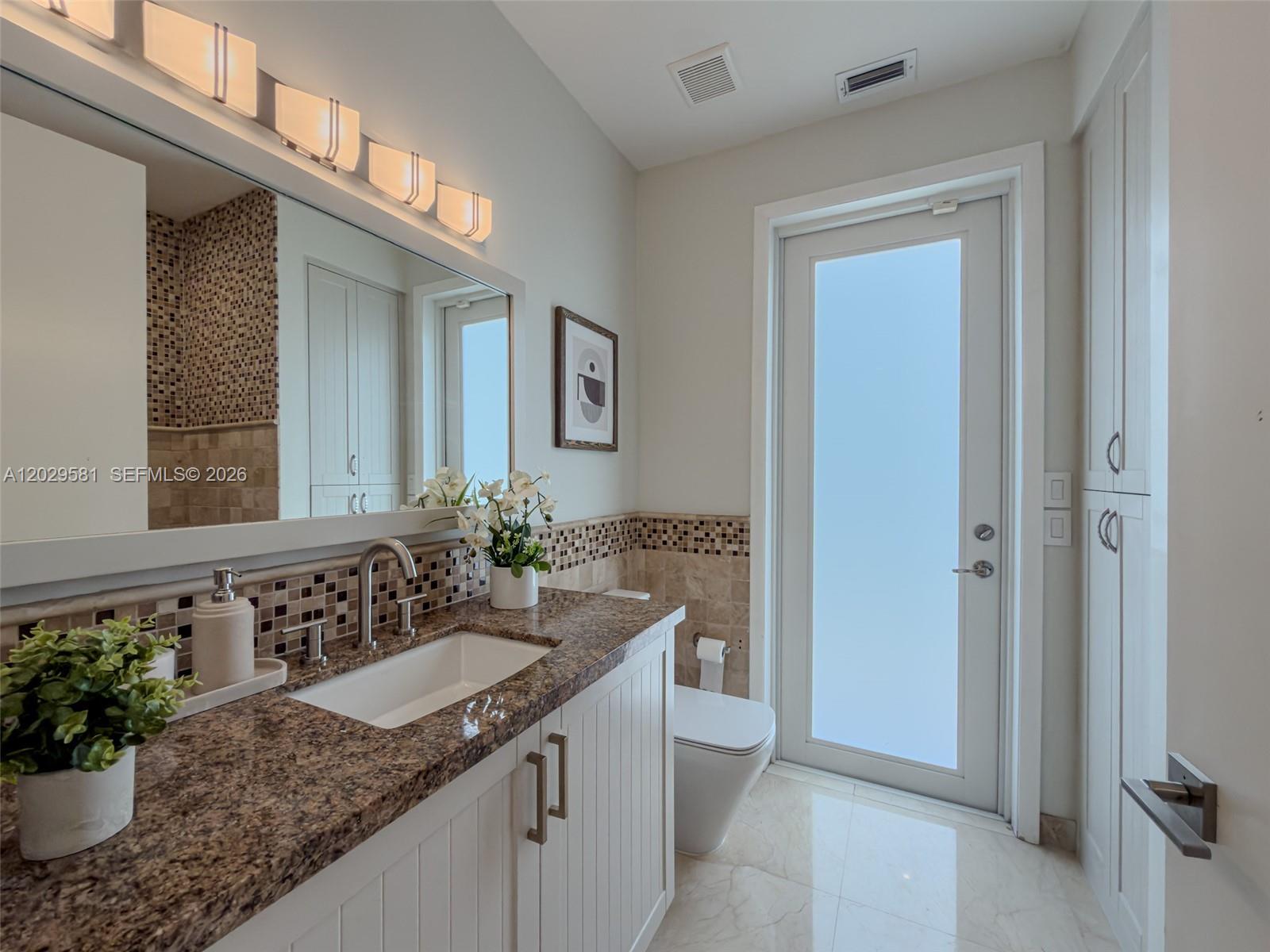 2458 Provence Ct, Weston FL 33327