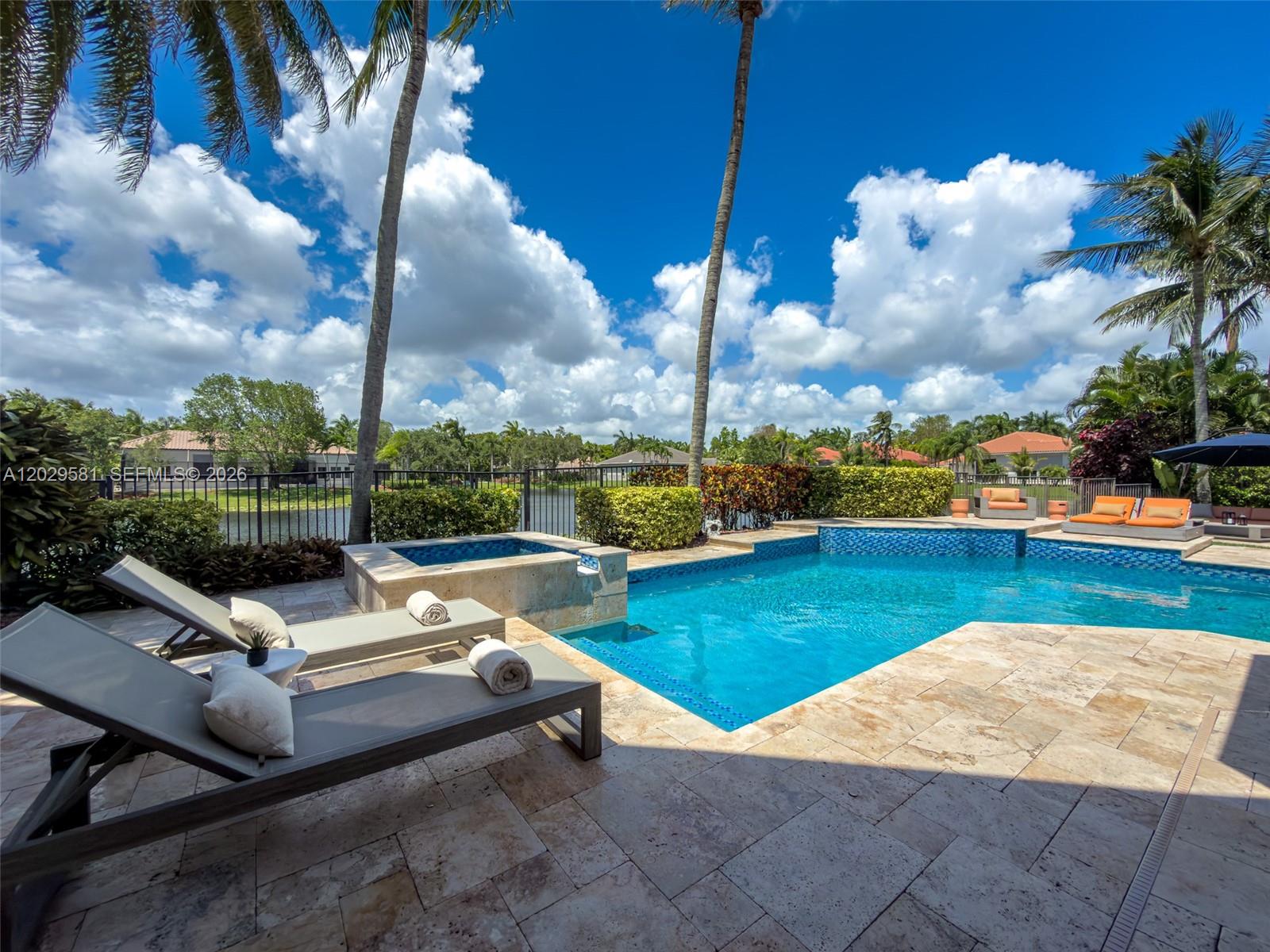 2458 Provence Ct, Weston FL 33327