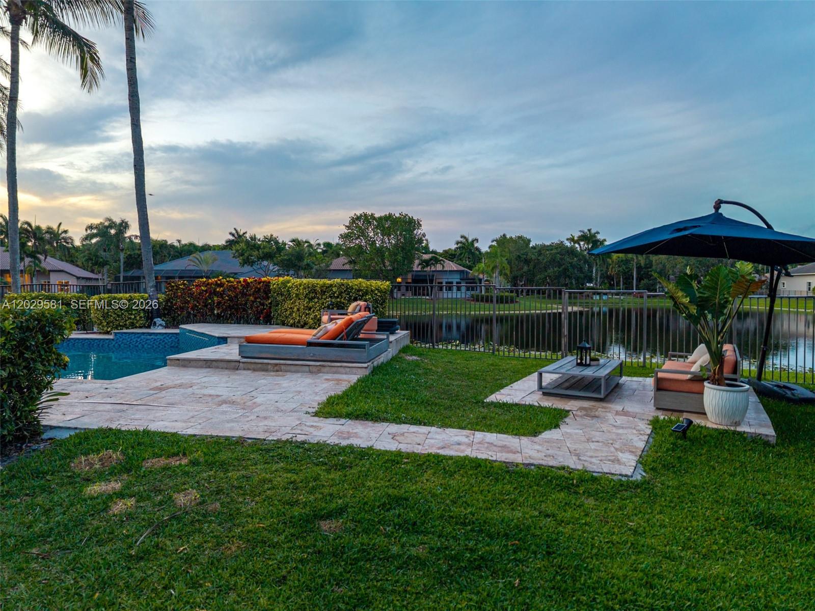 2458 Provence Ct, Weston FL 33327