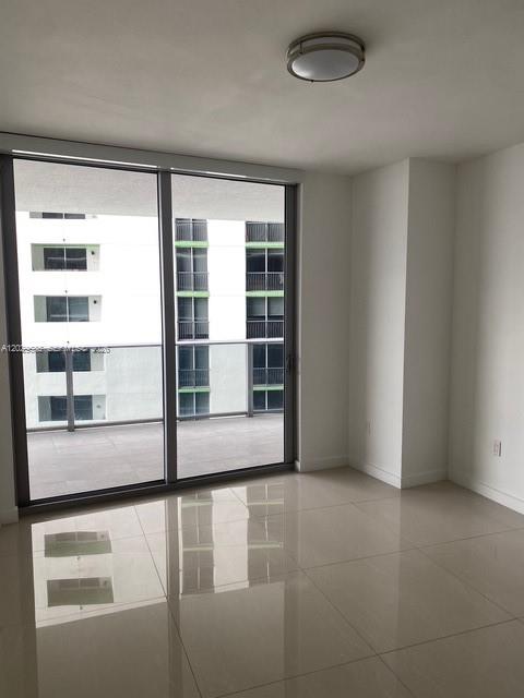 488 NE 18th St #2110, Miami FL 33132
