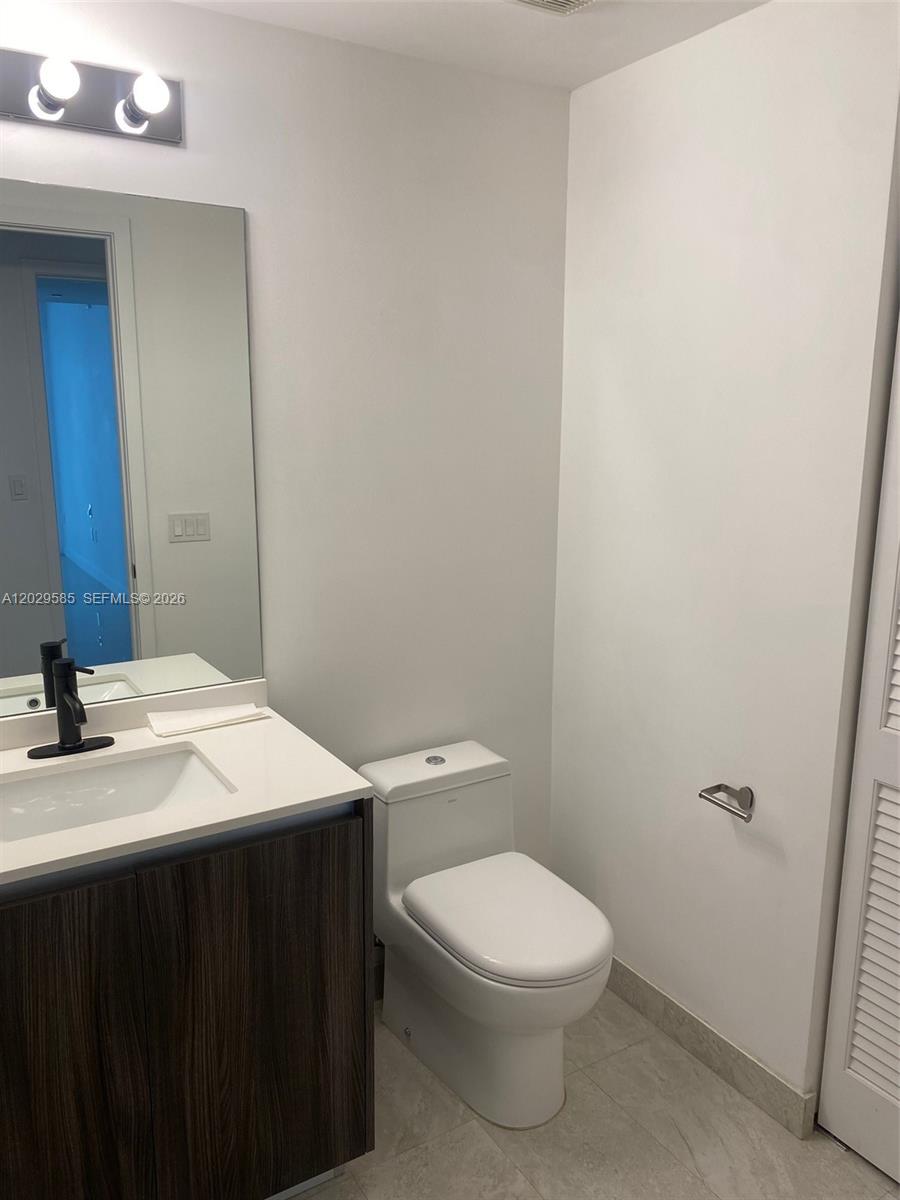 488 NE 18th St #2110, Miami FL 33132