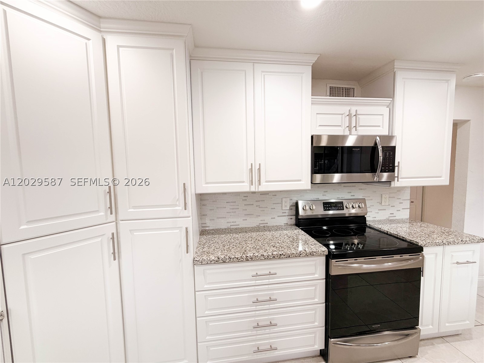 16295 Laurel Dr #2, Weston FL 33326