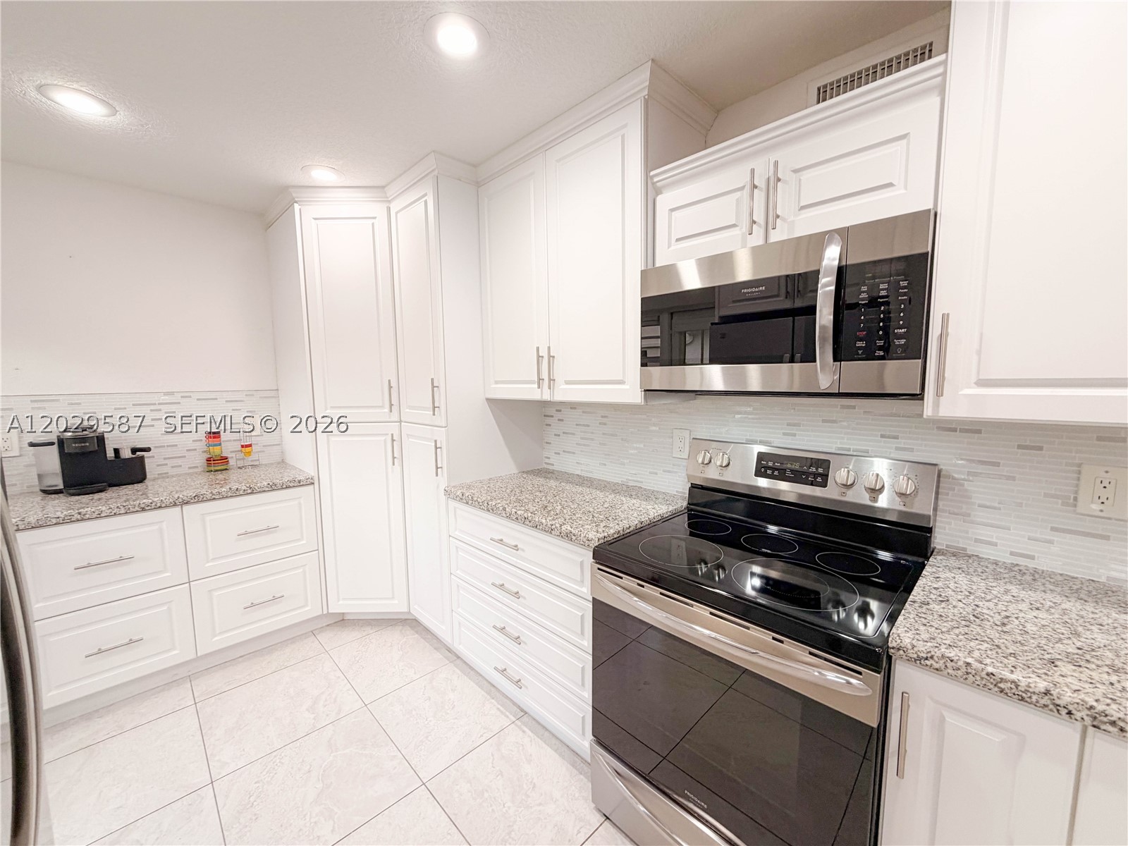 16295 Laurel Dr #2, Weston FL 33326