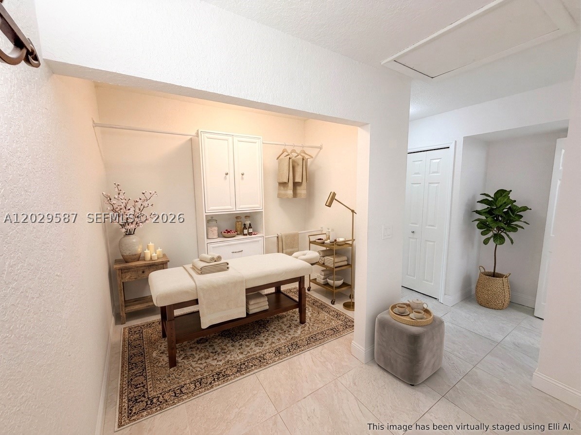16295 Laurel Dr #2, Weston FL 33326