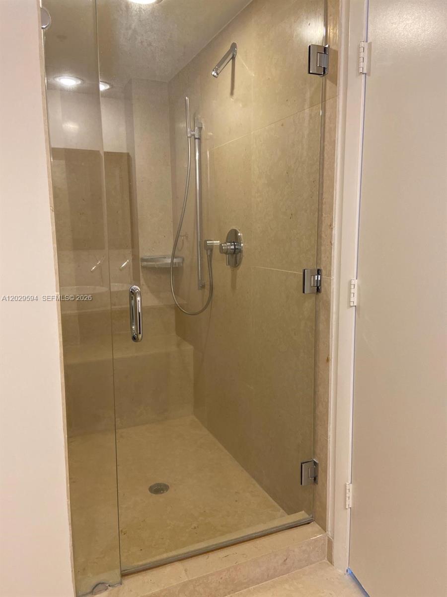 495 Brickell Ave #5706, Miami FL 33131