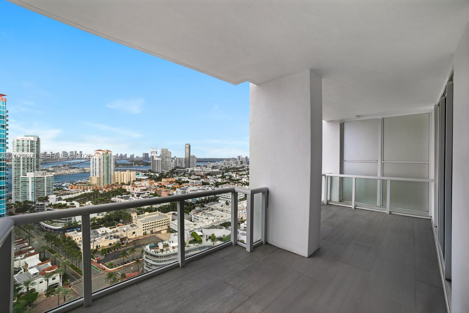 50 S Pointe Dr #2903, Miami Beach FL 33139