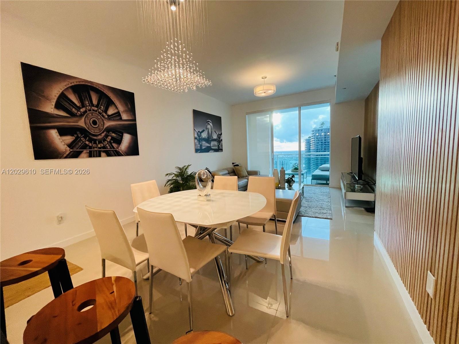 950 Brickell Bay Dr #4400, Miami FL 33131