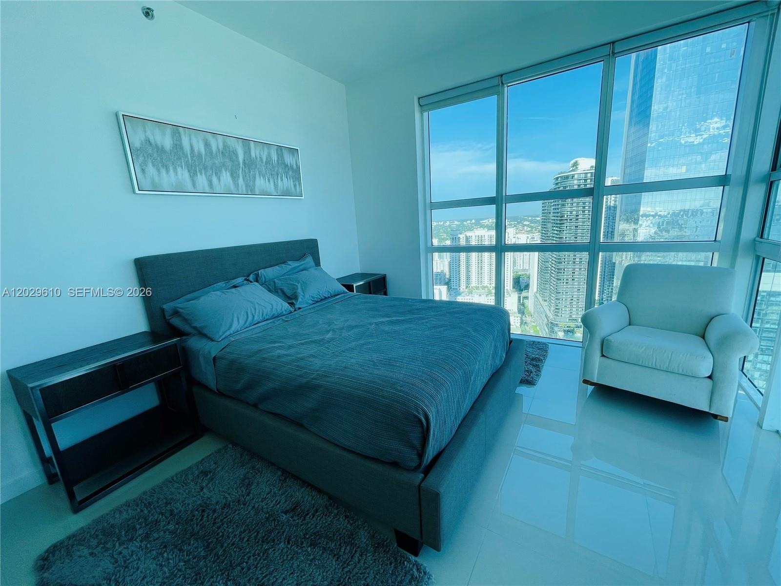 950 Brickell Bay Dr #4400, Miami FL 33131