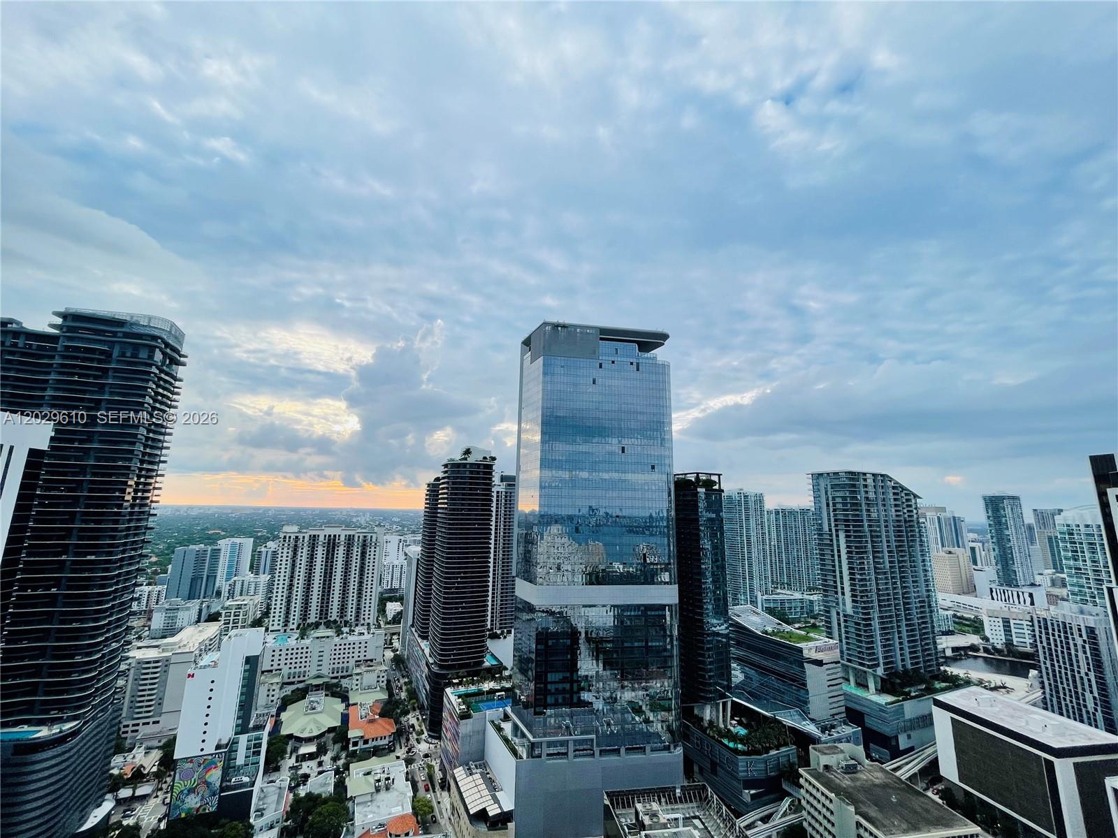 950 Brickell Bay Dr #4400, Miami FL 33131