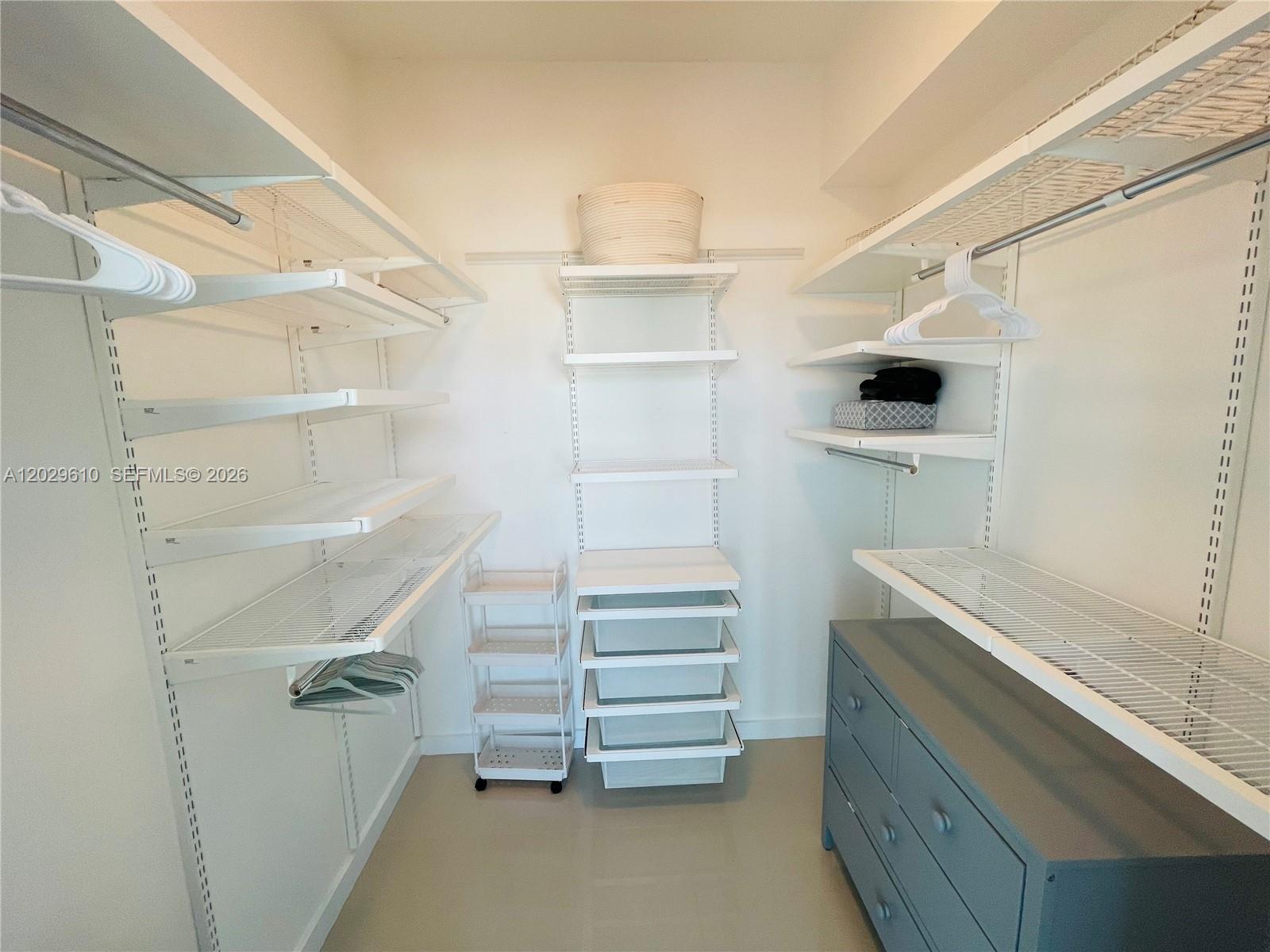 950 Brickell Bay Dr #4400, Miami FL 33131