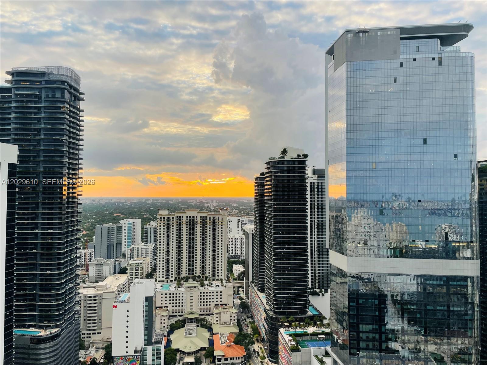 950 Brickell Bay Dr #4400, Miami FL 33131