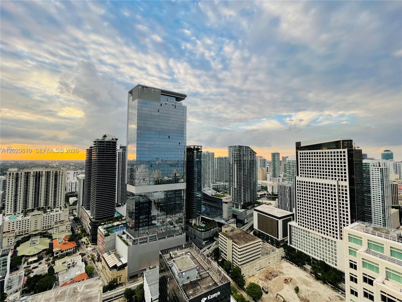 950 Brickell Bay Dr #4400, Miami FL 33131