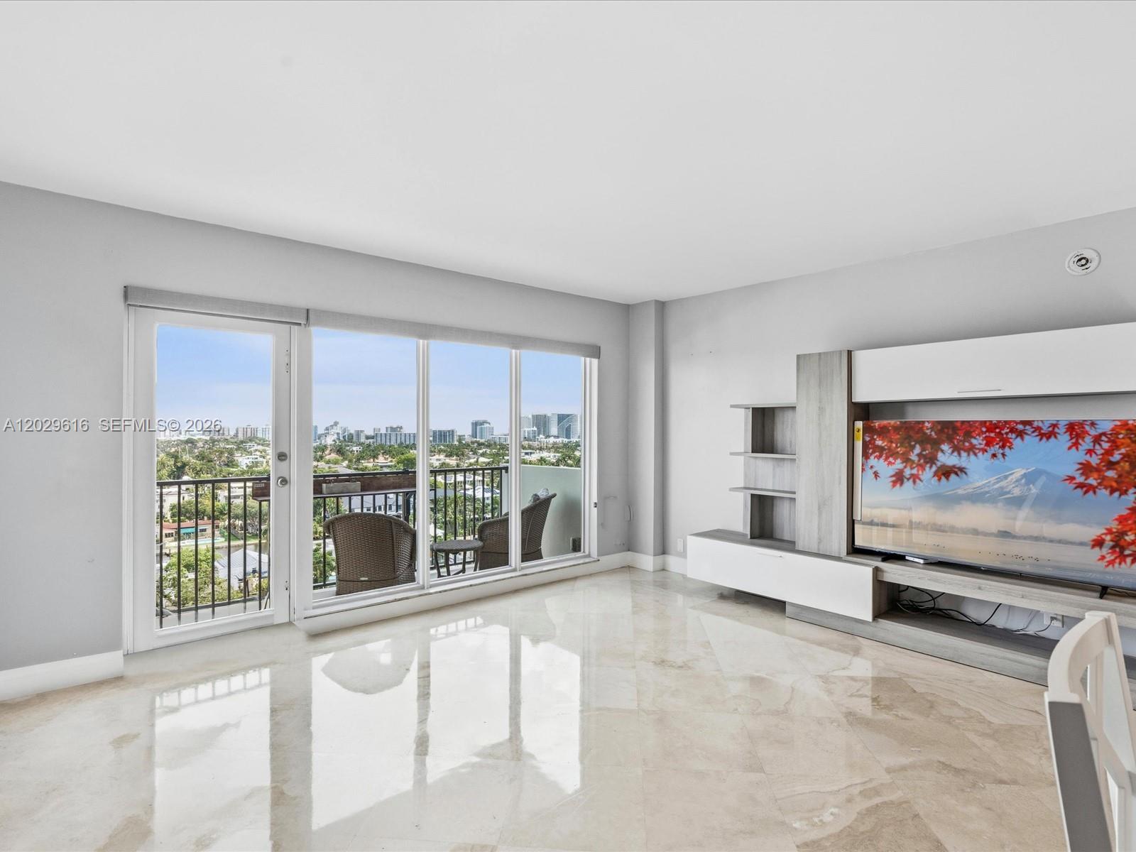 340 Sunset Dr #1407, Fort Lauderdale FL 33301