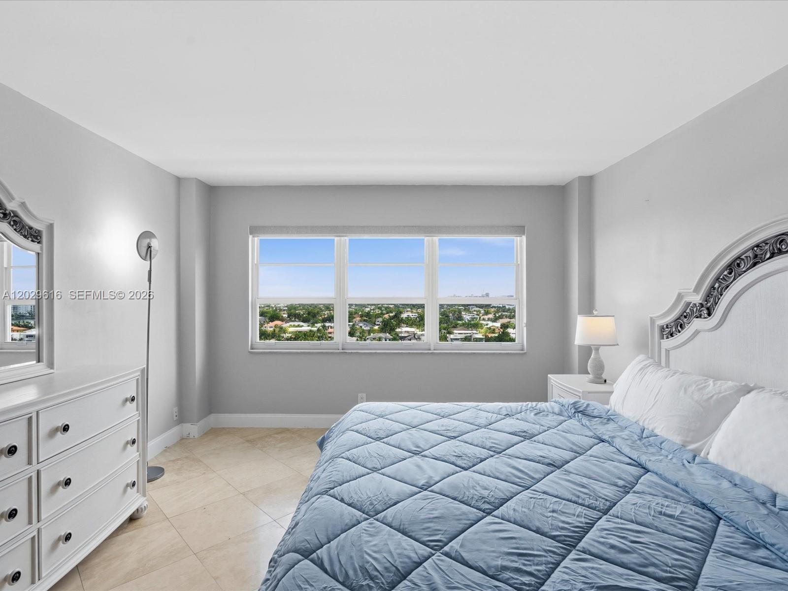 340 Sunset Dr #1407, Fort Lauderdale FL 33301