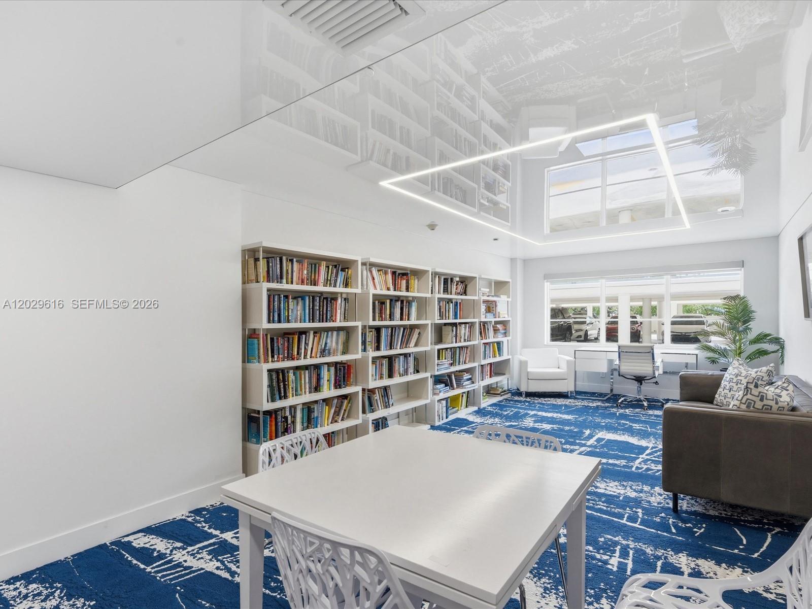 340 Sunset Dr #1407, Fort Lauderdale FL 33301