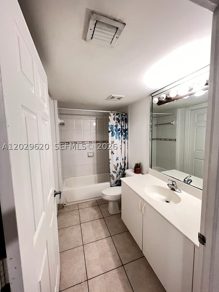 2475 NW 16 Street Road #215, Miami FL 33125